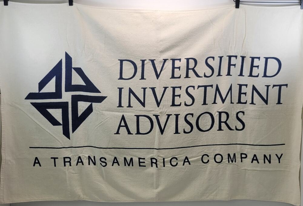 F8) Diversified Investment Advisors - Transamerica Financial Promotional Towel